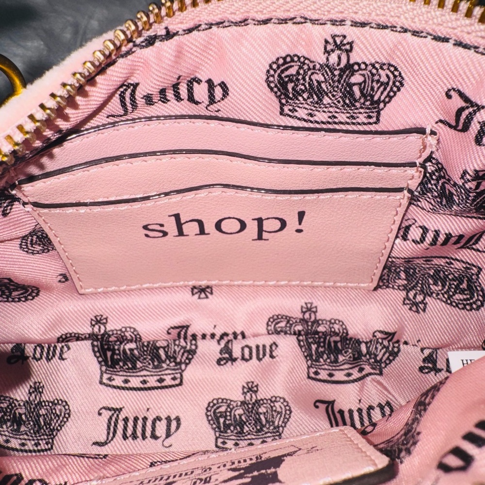 Authentic Heritage Juicy Couture Wristlet turn Clutch with Gold Heart Charms - Picture 5 of 9